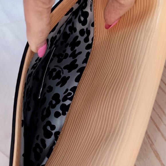 NWT REBECCA MINKOFF "AVERY" Leather Crossbody Bag Beautiful Apricot Color - Picture 6 of 10